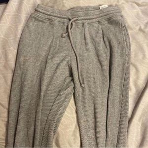 ARITZIA BRAND NEW LEGGINGS